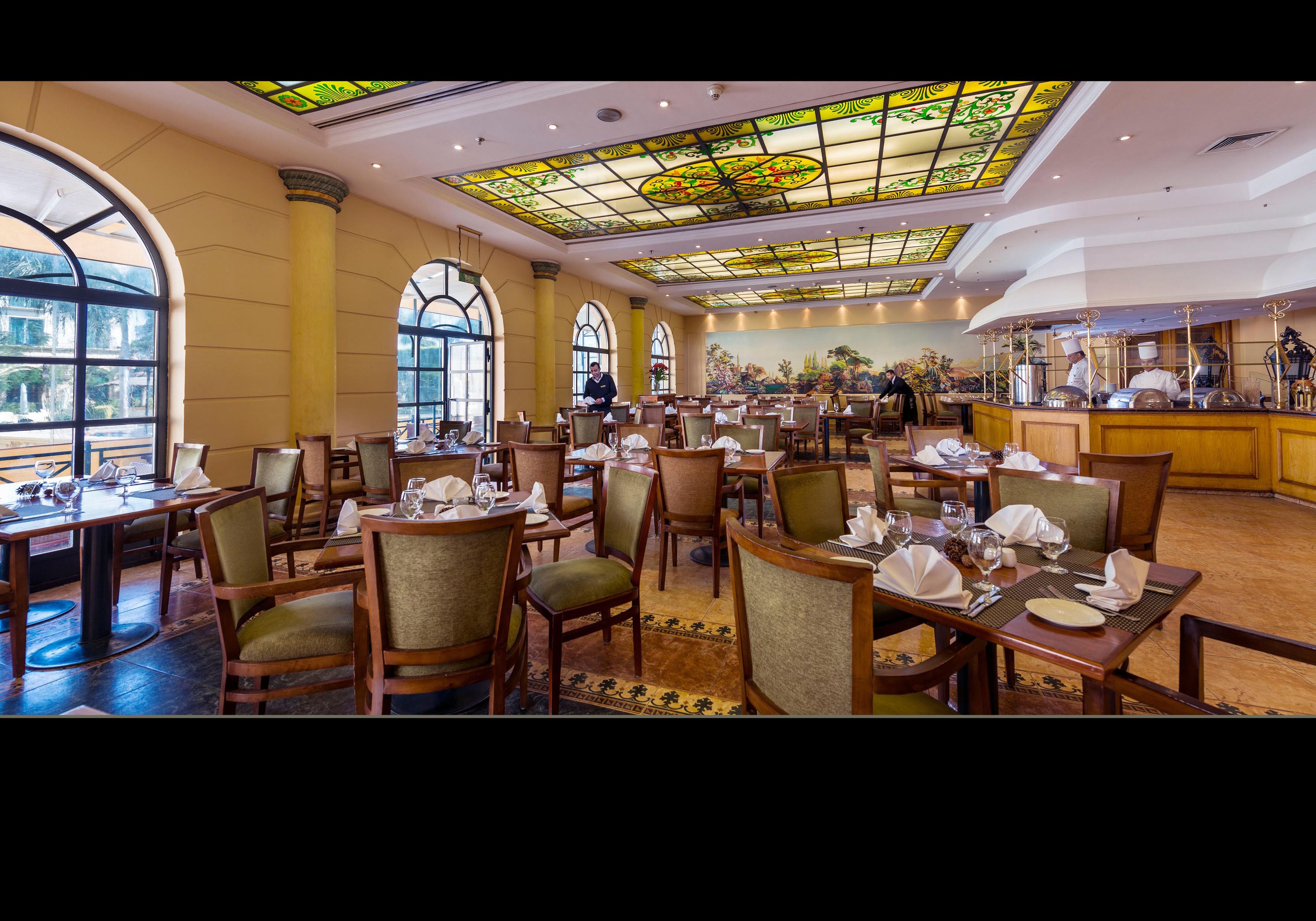 Concorde El Salam Cairo Hotel & Casino Buitenkant foto The restaurant