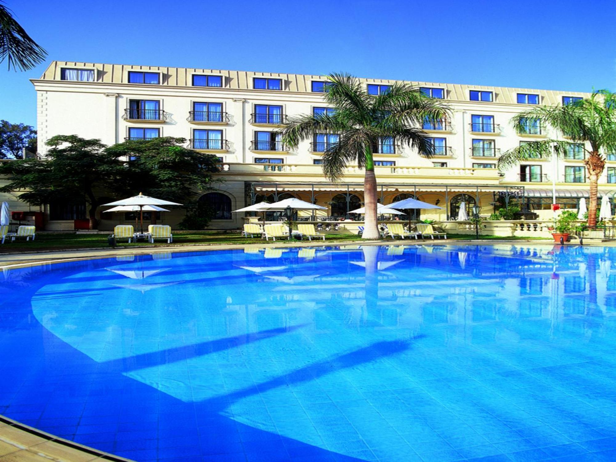 Concorde El Salam Cairo Hotel & Casino Buitenkant foto The pool at the Grand Hotel